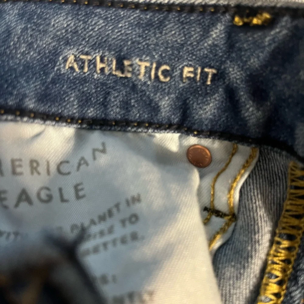 Aerie Men's Slim Fit Blue Jeans - Picture 4 of 5